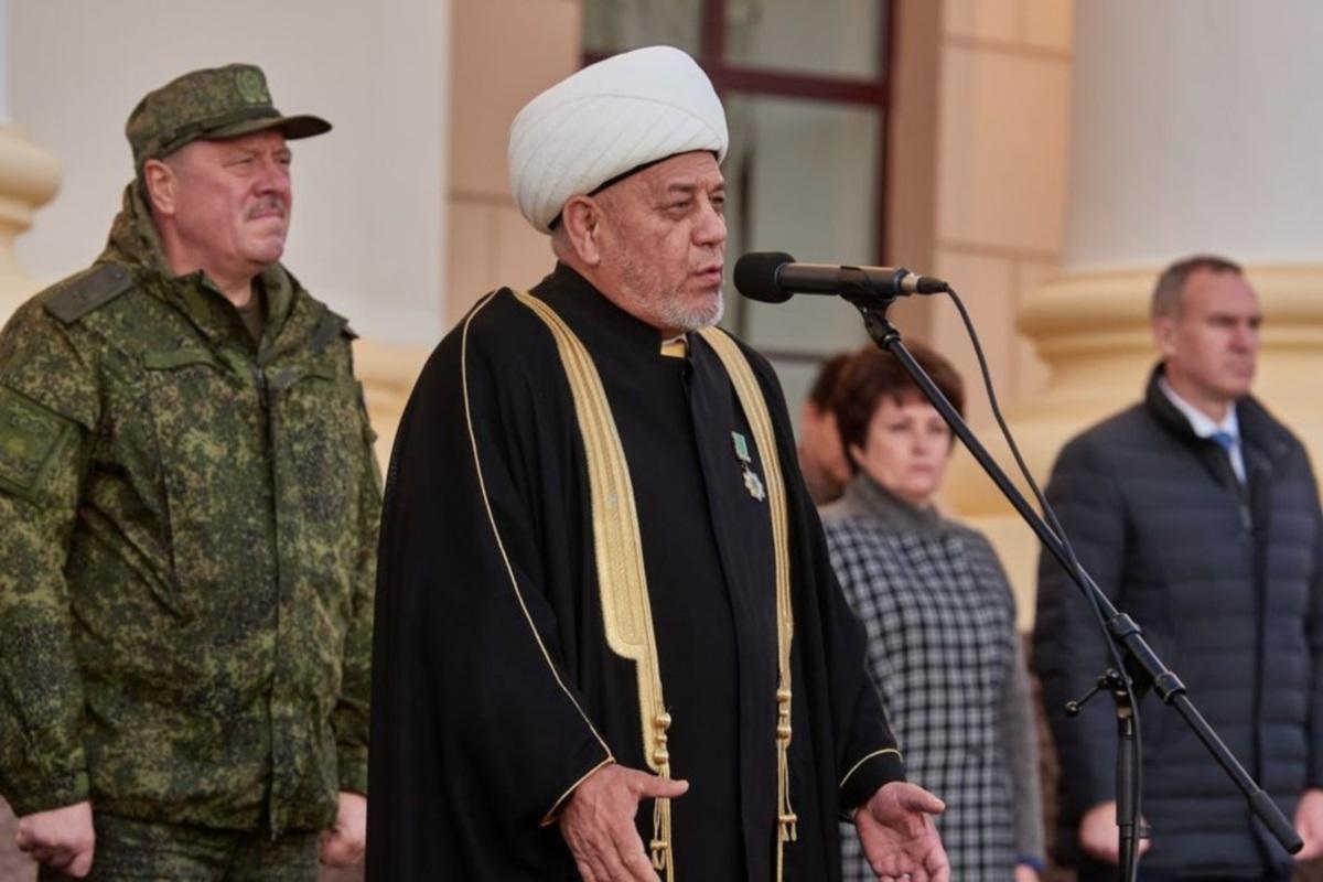 В Тюмени муфтий подвергся нападению со стороны представителя радикальной псевдорелигиозной группы