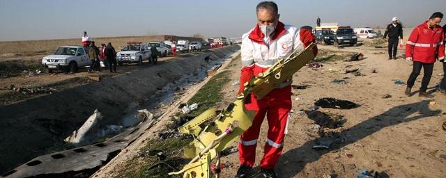 СБУ: самолет МАУ мог стать жертвой теракта или был сбит ракетой