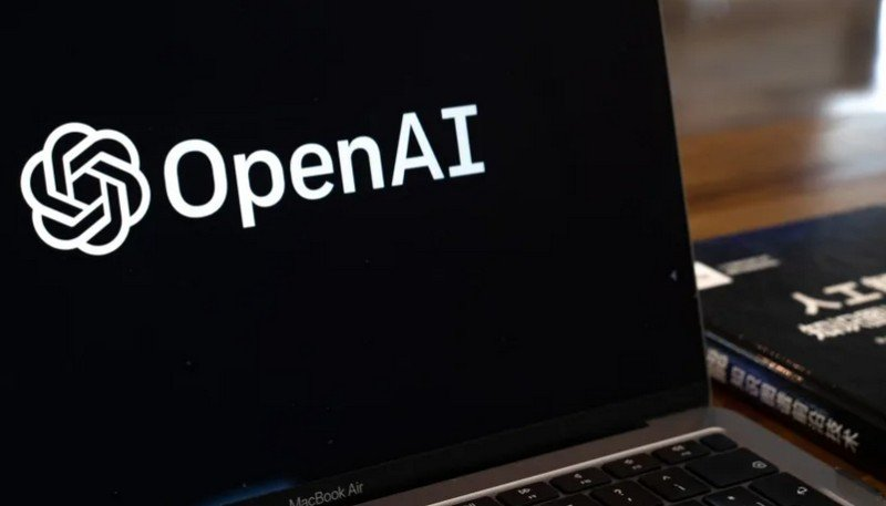 Компания OpenAI восстановила работу ChatGPT после утечки диалогов пользователей