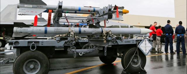 США одобрили продажу Финляндии тактических ракет и авиабомб на $323,3 млн