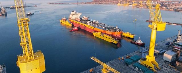 Bloomberg: на мировом рынке нефти из-за смещения на Восток произошел бум строительства танкеров