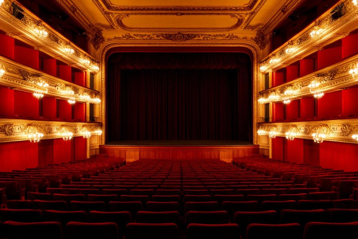 Мариупольский театр возвращается в Петербург после 40-летнего перерыва