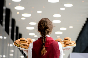 Эндокринолог Белоусова перечислила продукты, опасные для сердца