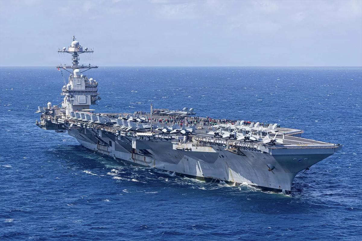 Горящий «Форд» бежит на Крит: 30 часов ада, 600 моряков без коек и версия Ирана о поджоге