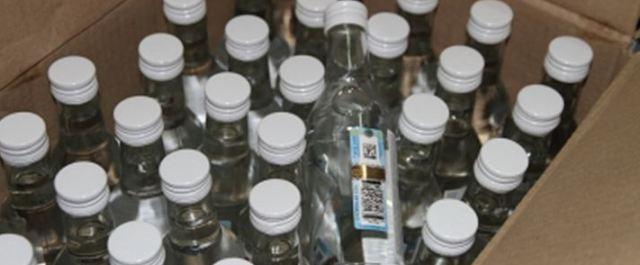 В Хабаровске полиция изъяла в магазине 250 литров фальшивого спиртного