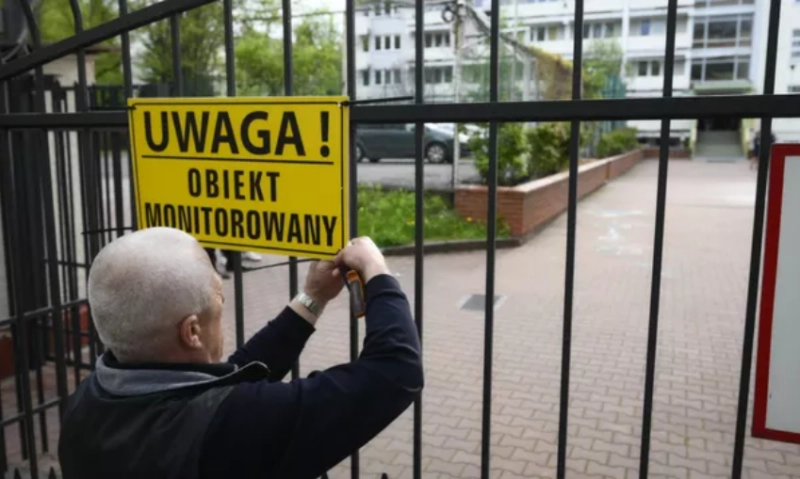 Посол РФ в Варшаве сообщил о возобновлении работы школы при посольстве