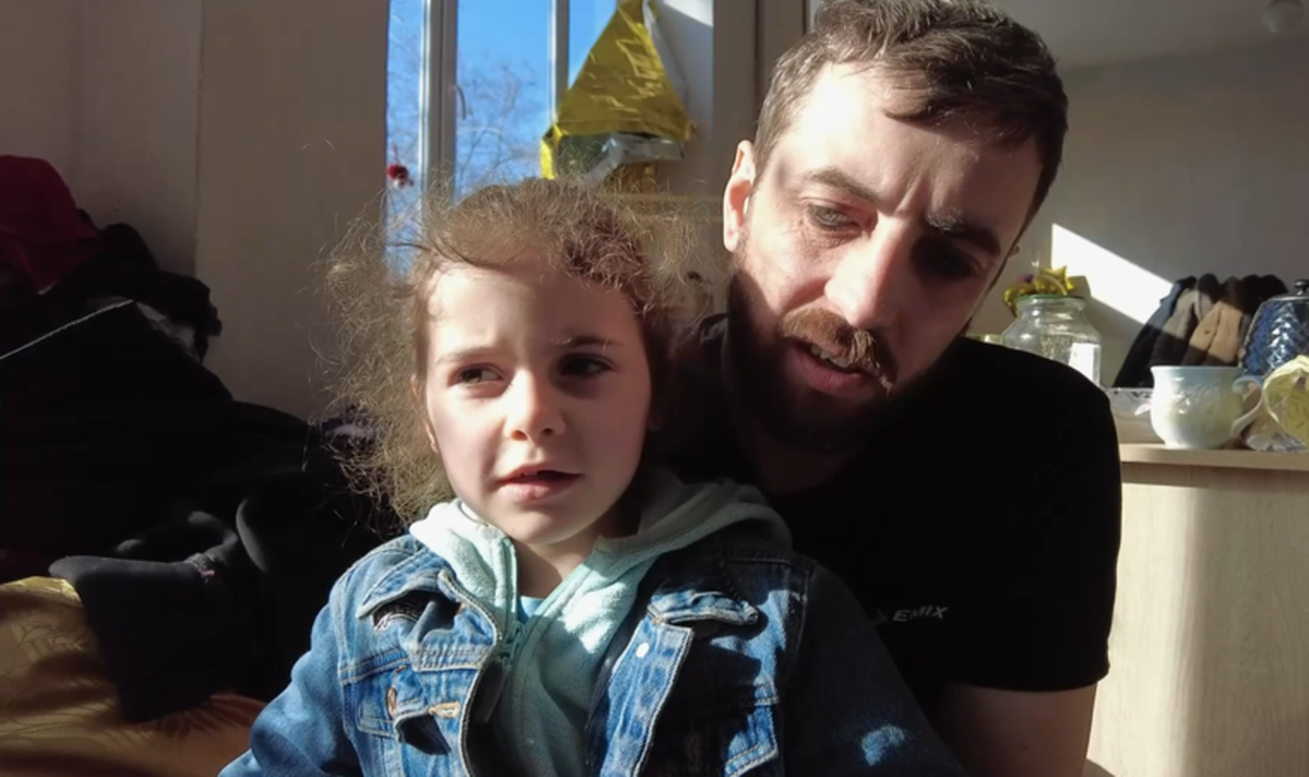 Мужчина из Покровска рассказал о психологических травмах дочери от оккупации ВСУ