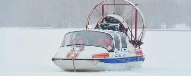 На Воронежском водохранилище спасли провалившегося под лед рыбака