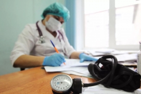 Врач объяснила, почему праздники и длинные выходные – это буквально головная боль