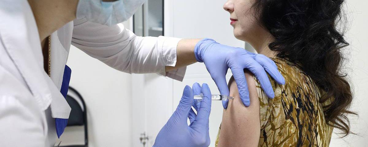 В Кузбассе ввели обязательную вакцинацию от COVID-19 для некоторых граждан