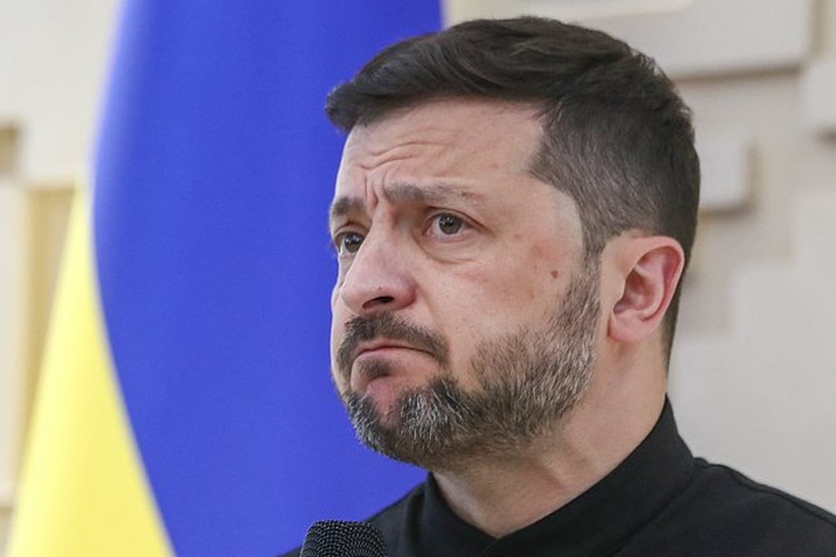 Флаг за слово: Приштина ответила Зеленскому демаршем после визита в Белград