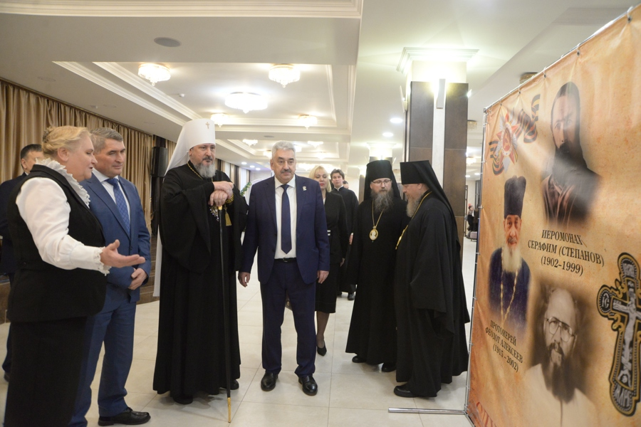 Председатель Госсовета Леонид Черкесов поздравил Чебоксарско-Чувашскую епархию с 80-летием: Пусть юбилей станет символом единства и согласия