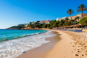 Владельцы участка на Майорке грозят закрыть доступ туристам к пляжу