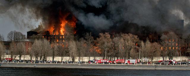 Area of fire at Nevskaya Manufaktura in St. Petersburg has grown to 10,000 square meters