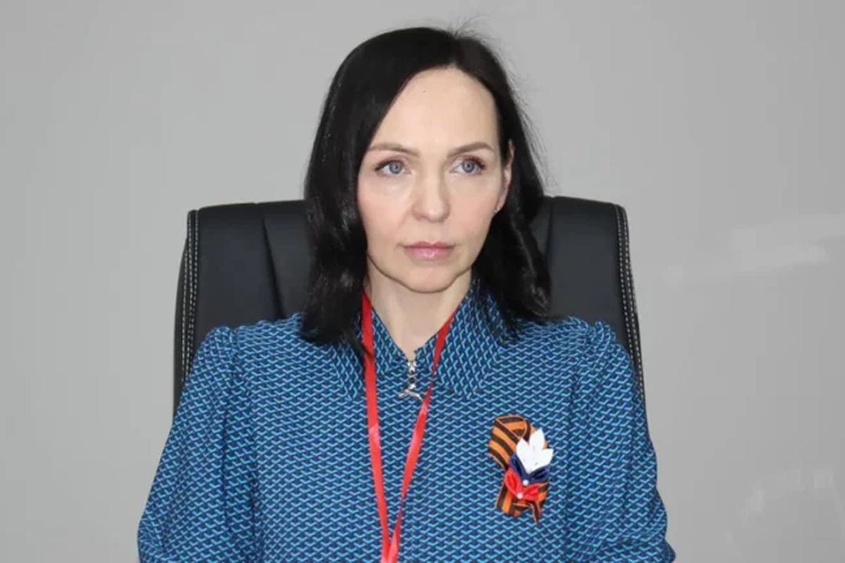 Уволенная после слов дочери об СВО чиновница, прокомментировала свою отставку