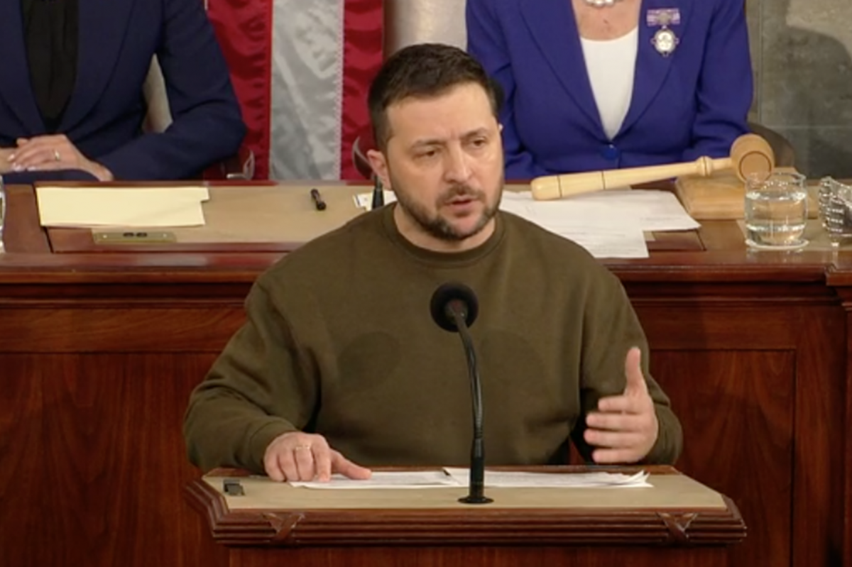 Зеленский высказался за встречу с Путиным ради достижения мира