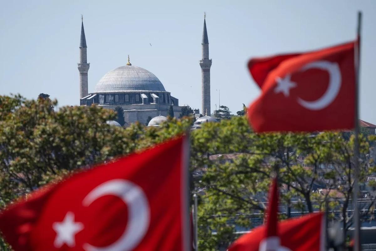 Кремль подтвердил, что не будет участвовать в переговорах в Турции, несмотря на планы Зеленского