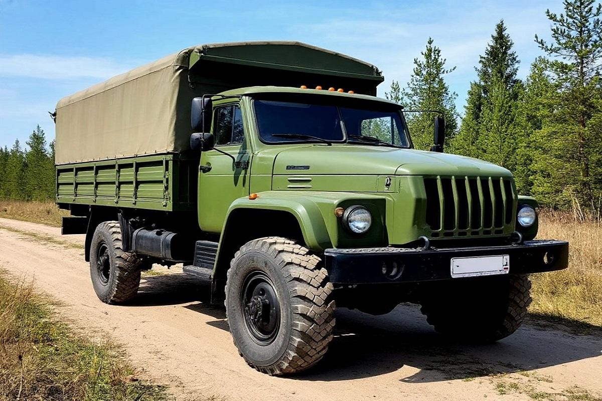 «Урал» отправляется в грандиозное путешествие через всю Россию