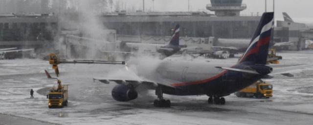 В аэропортах Москвы 31 декабря отменили 46 рейсов