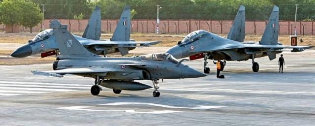 Два истребителя ВВС Индии потерпели крушение в Мадхья-Прадеш