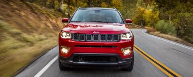 Названа российская стоимость кроссовера Jeep Compass