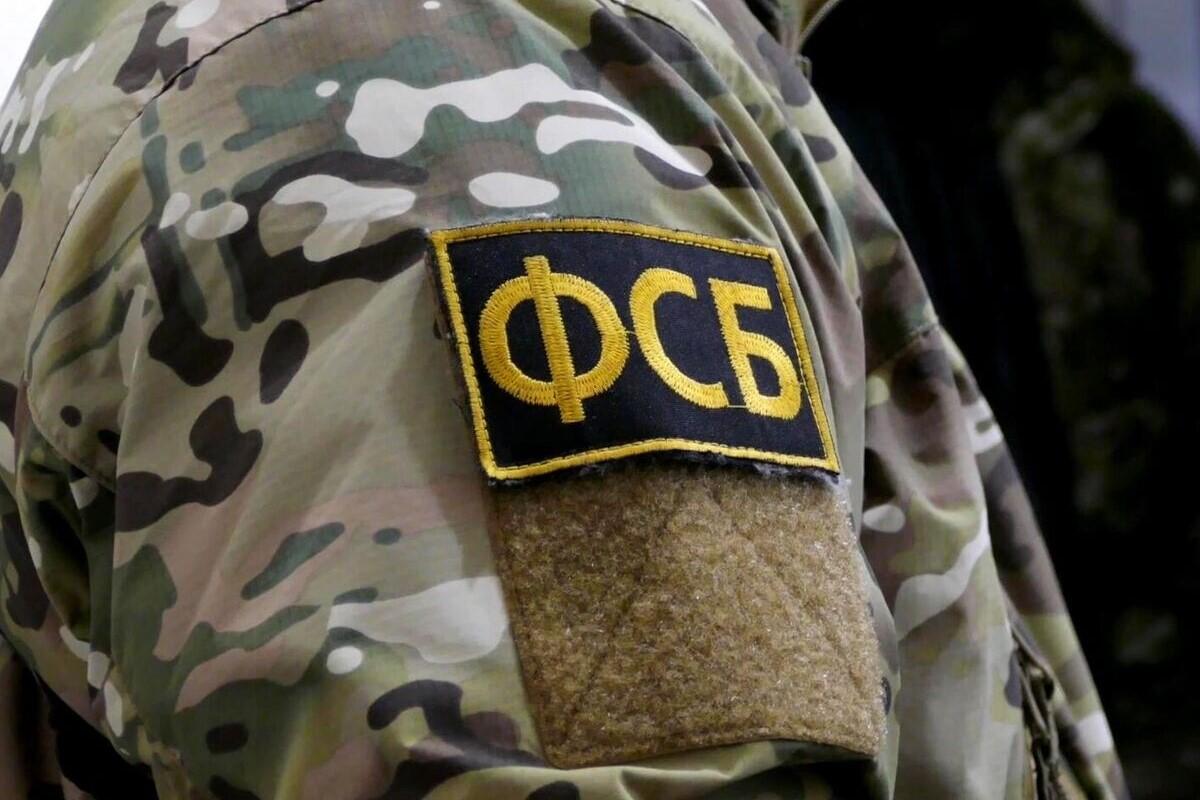 ФСБ задержала подозреваемых в поджоге релейных шкафов в Крыму