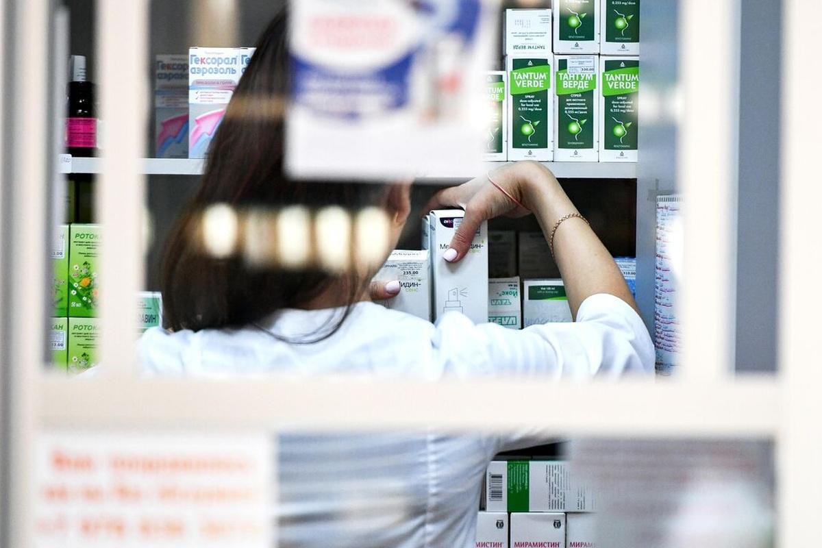 Среднемесячный чек петербуржца в аптеках достиг 9600 рублей