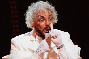 «Это не моё»: появление Киркорова на катке закончилось двойным скандалом. Реакция артиста удивила всех