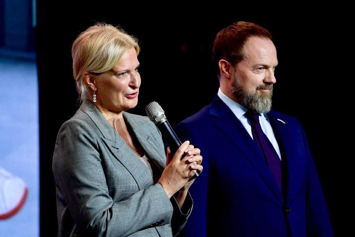 Вице-губернатор Нагорная поздравила выпускников Физтех-лицея им. Капицы с началом «новой главы»