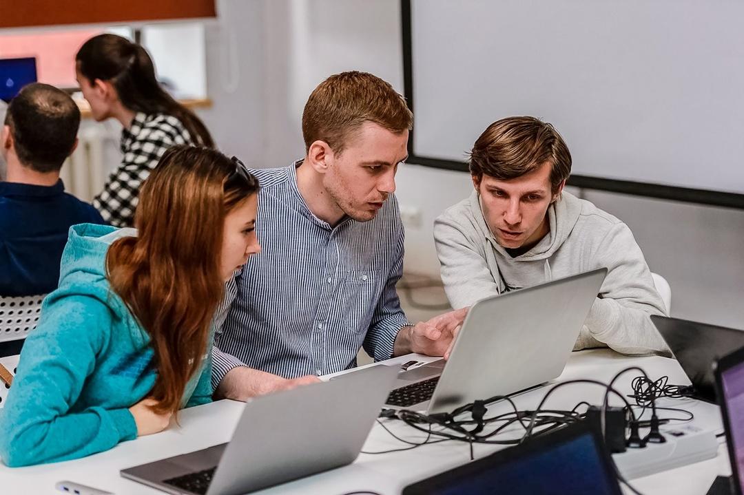 Новосибирский университет включил нейросеть в образовательный процесс для обучения программистов