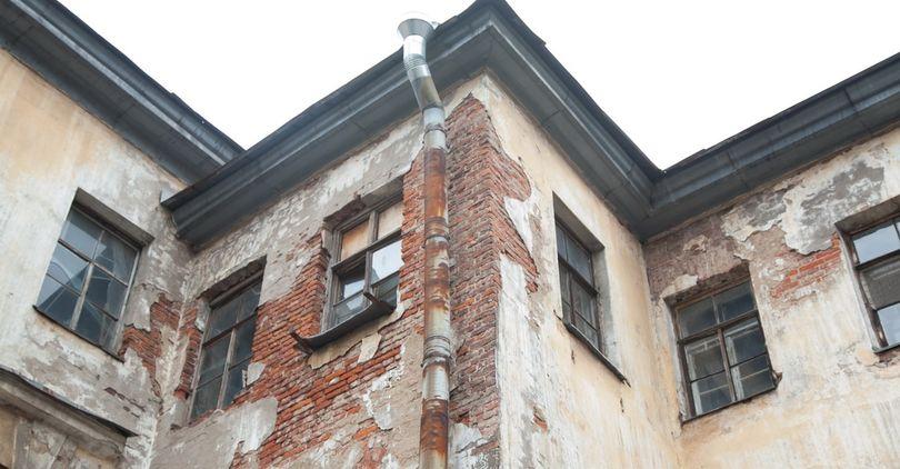 В Рязани собственников оштрафовали за ненадлежащее состояние фасадов