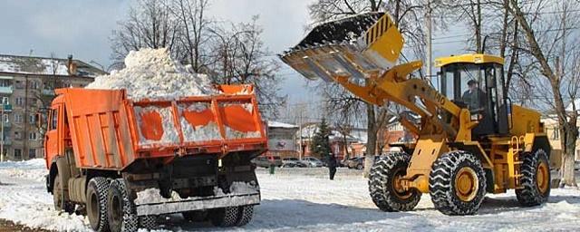 В Челябинске для вывоза снега на дороги дополнительно выведут 50 машин