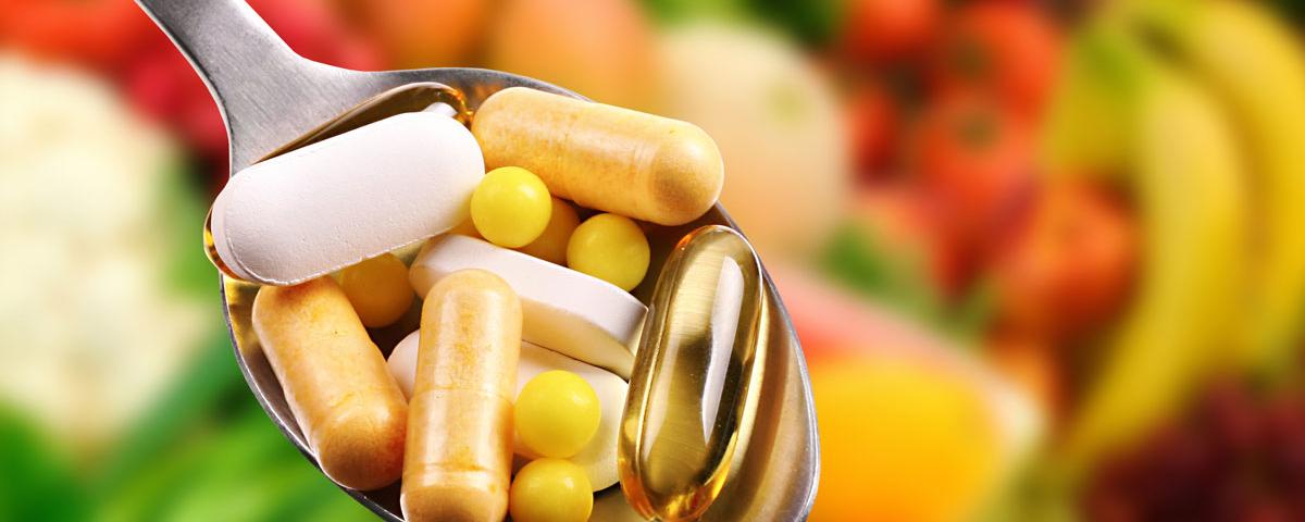 Эндокринолог предупредила об опасности передозировки витаминов