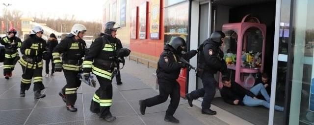В рязанском ТРЦ «Премьер» прошли антитеррористические учения