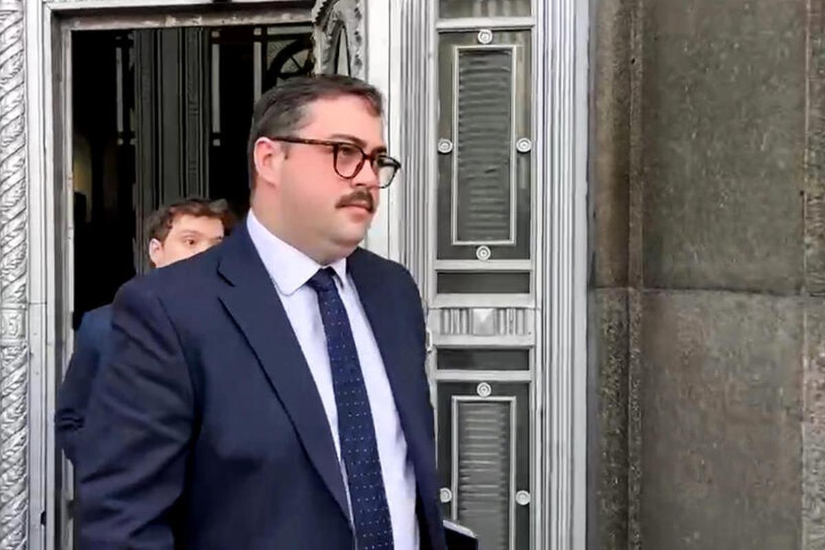 МИД РФ выразил протест Британии после инцидента с дипломатами