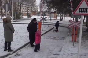 В Луганске отремонтировали детский парк имени Щорса