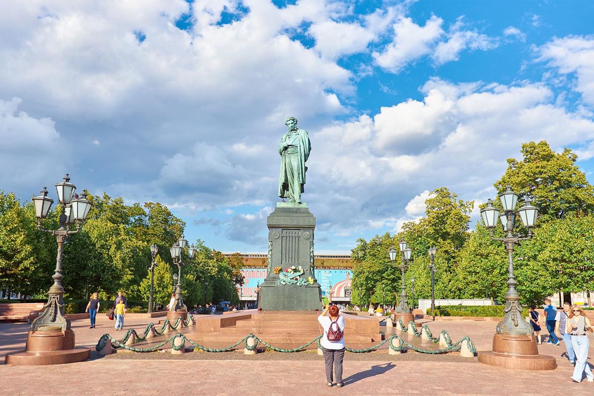 В Москве стартовало голосование о возвращении памятника Пушкину на Тверской бульвар