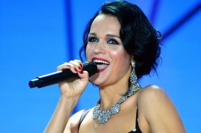 Слава рассказала, что не может продать квартиру из-за «схемы Долиной»