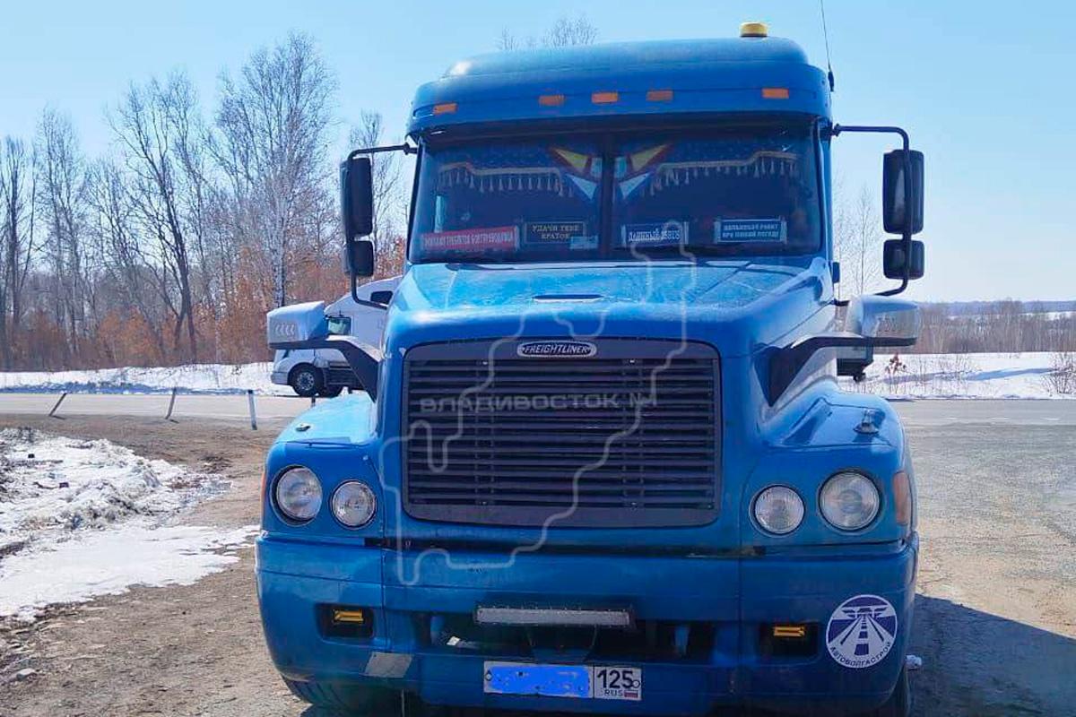 В Амурской области найден повешенный водитель в кабине фуры