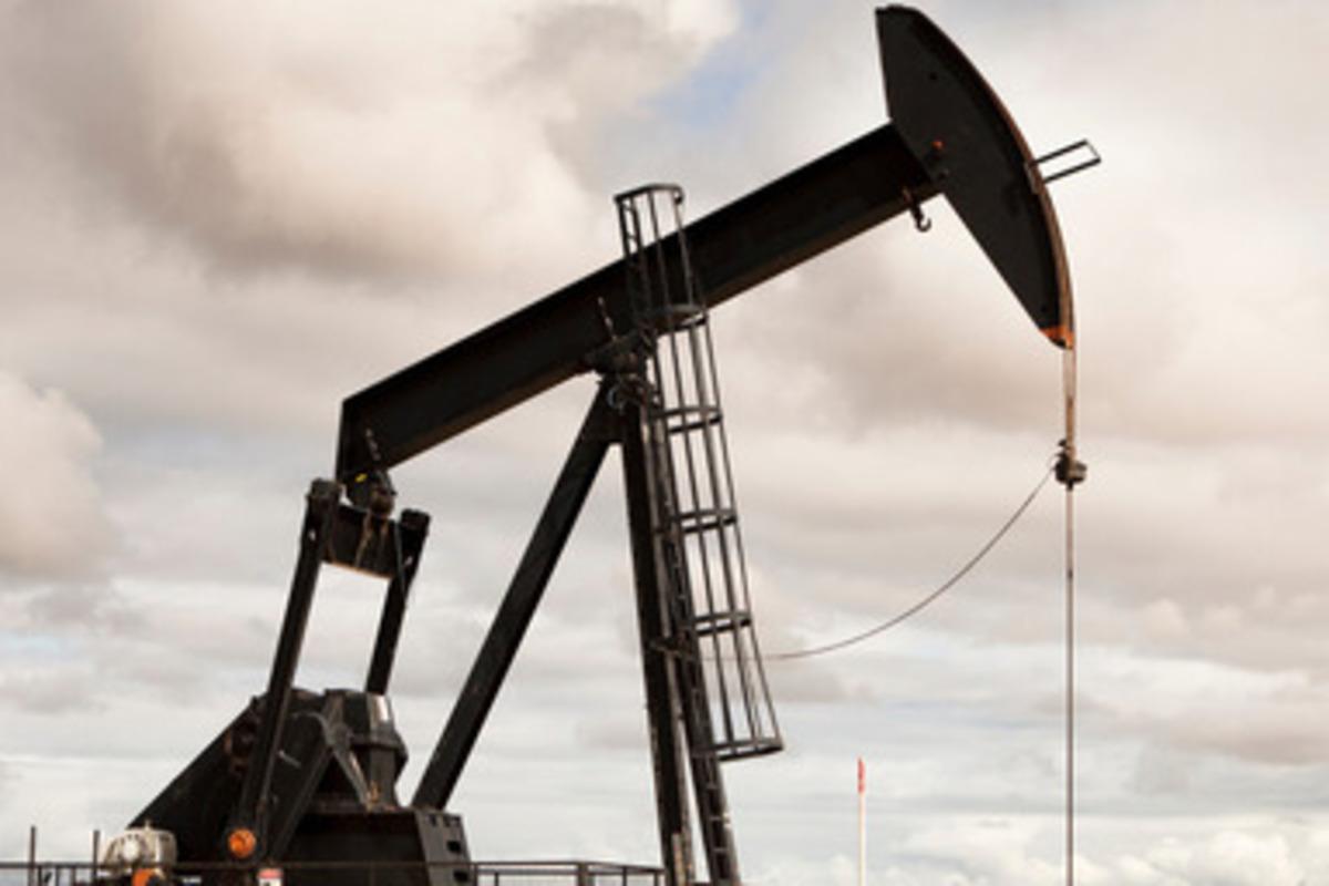 Несколько стран заявили о планах сократить добычу нефти