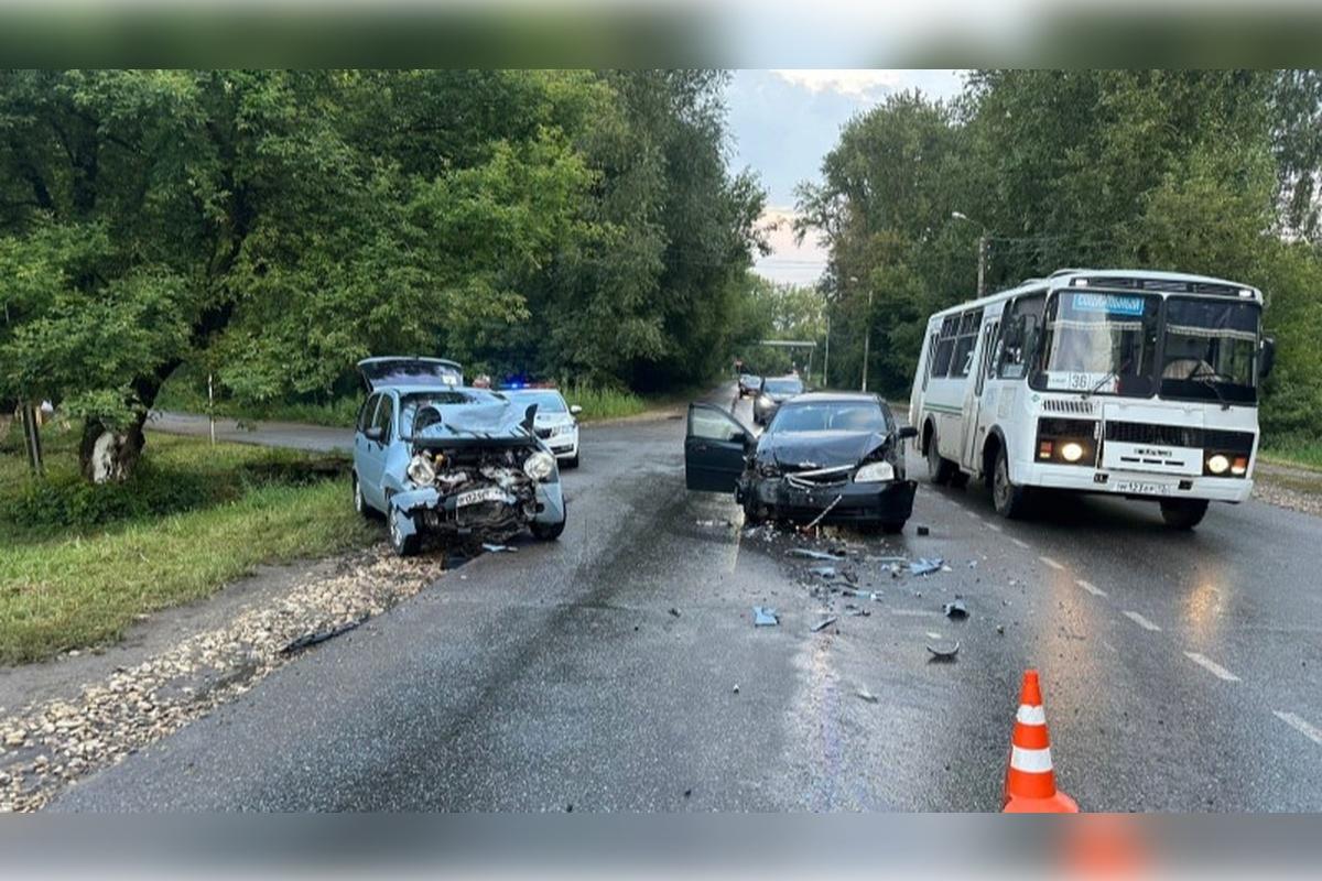 Выехала на встречку. В Саранске столкнулись Daewoo Matiz и Chevrolet Lacetti