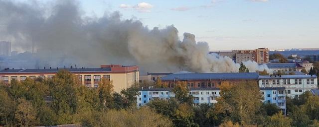 Видео: В Новосибирске на заводе «Электросигнал» произошел пожар