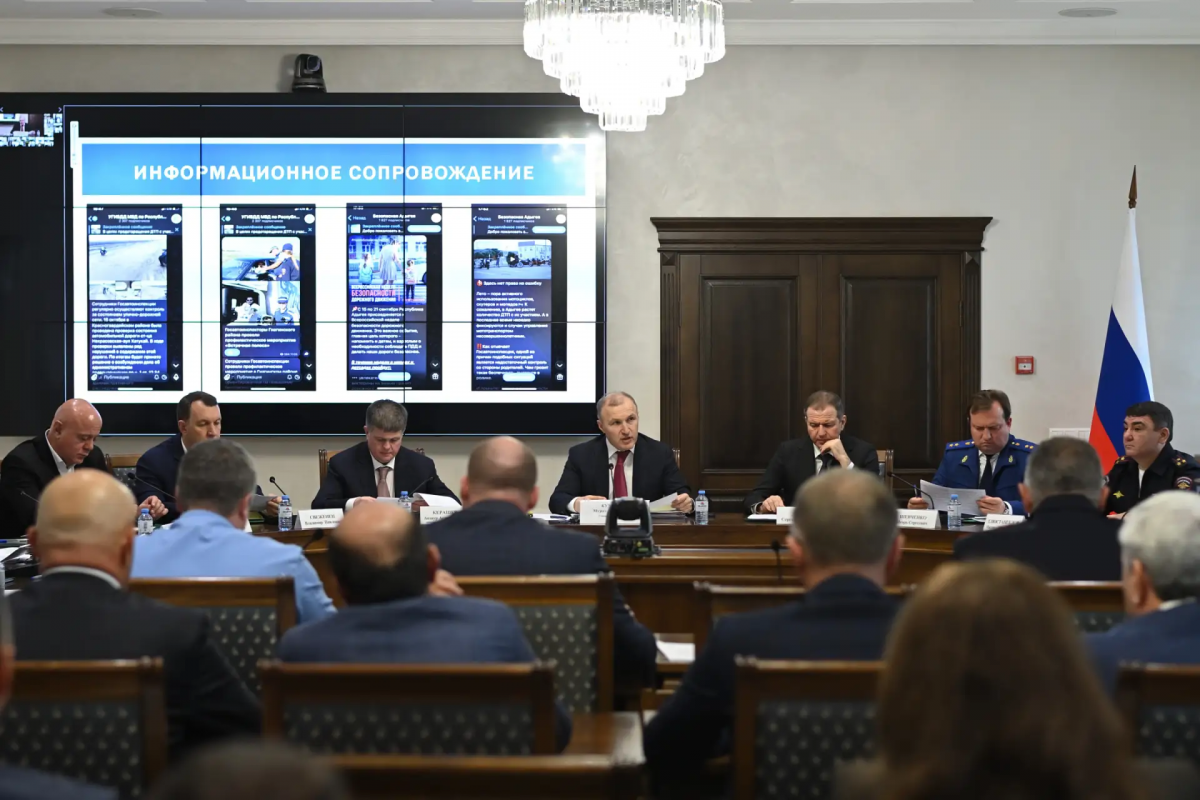Мурат Кумпилов назвал первоочередные задачи в сфере обеспечения безопасности дорожного движения в Адыгее