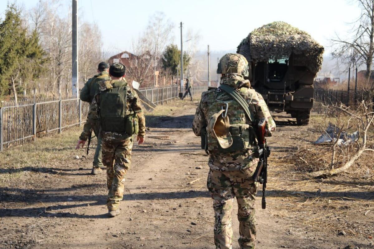 В освобождённом ВС РФ Гуево обнаружено большое количество вооружения НАТО
