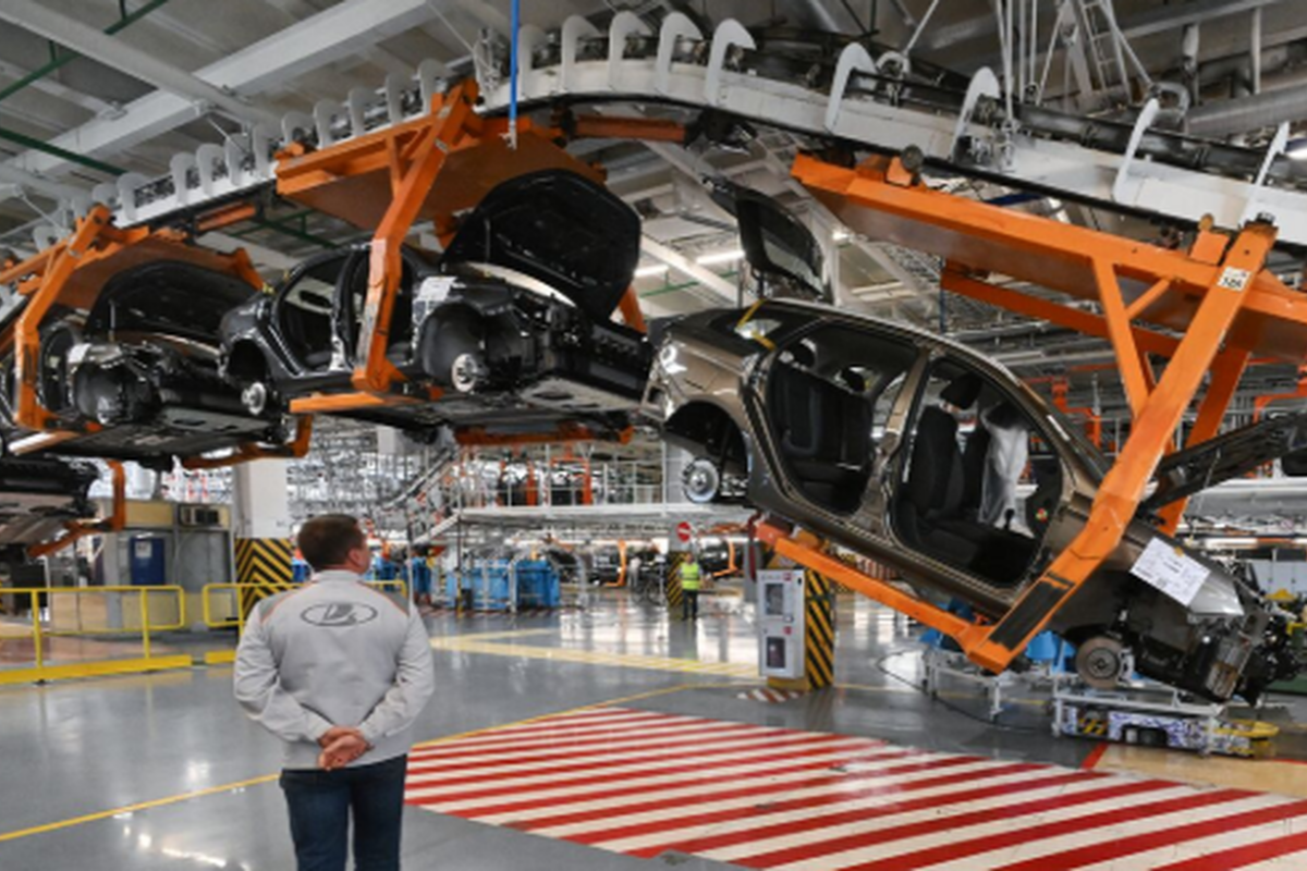 Инженеры с метлой: что скрывается за драматической реорганизацией на АвтоВАЗа?