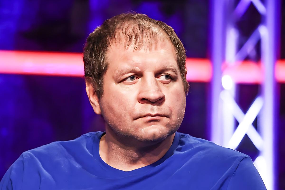 Александр Емельяненко рассказал о реабилитации и отказался от инвалидности