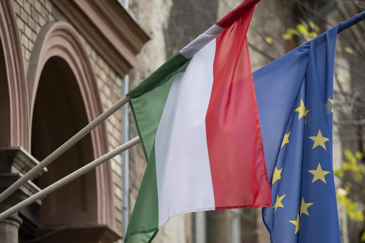 Венгрия заблокировала €6,6 млрд из фонда ЕС на оружие для Украины