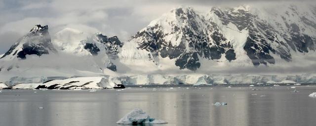 Площадь морского льда в Антарктике снизилась до рекордного уровня