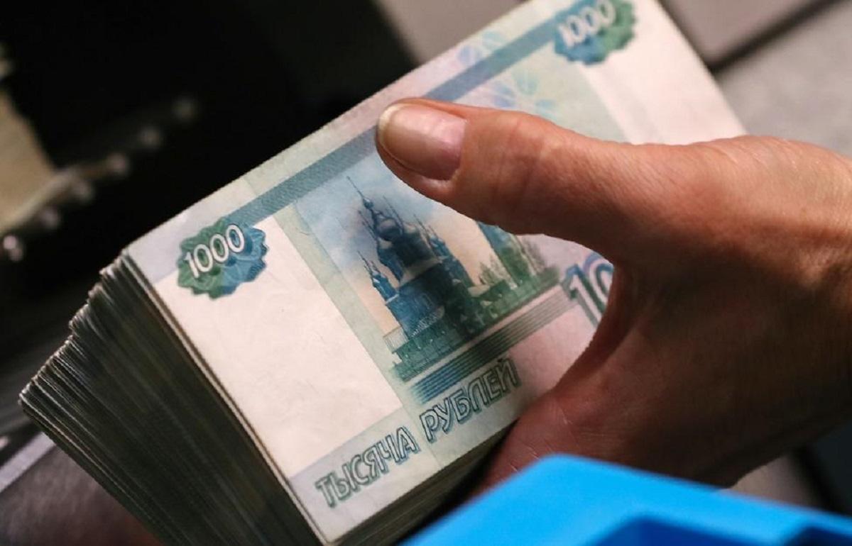 Под Новосибирском мать купила лотерейный билет в честь дня рождения сына и выиграла миллион рублей