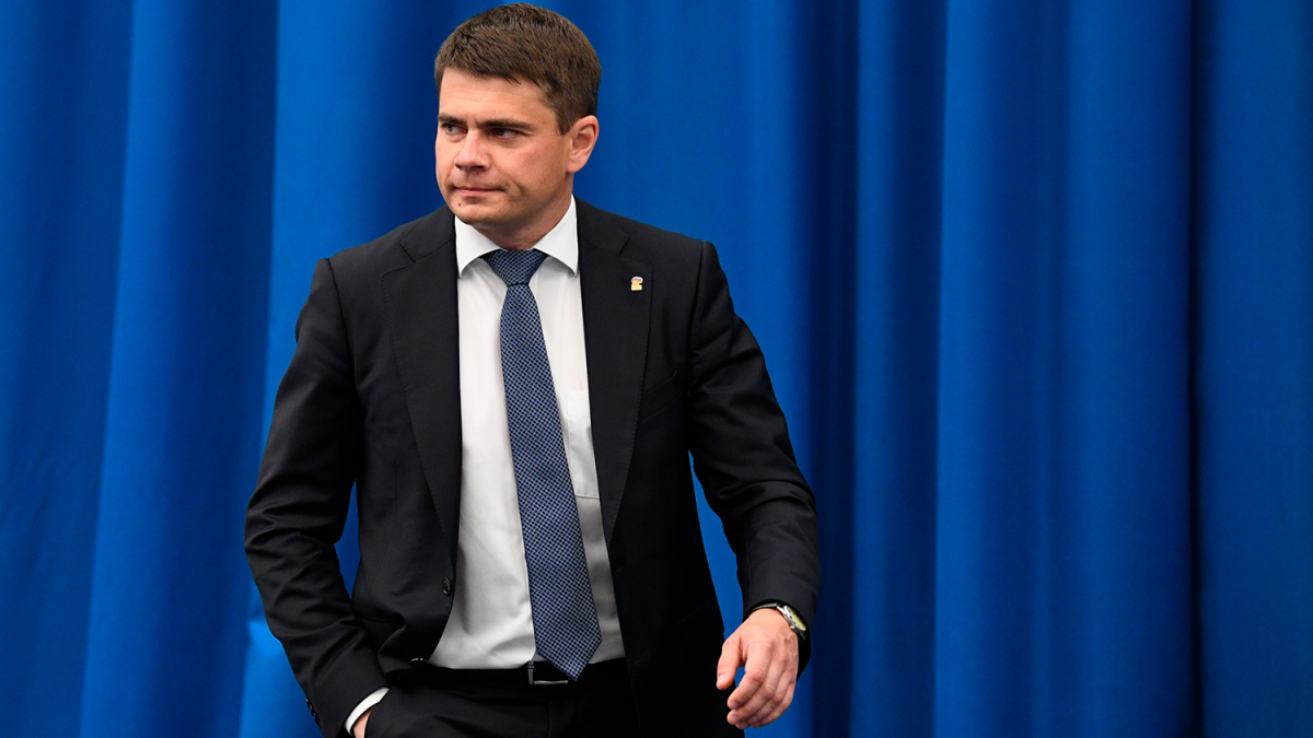 В Госдуме не планируют вводить закон против эскорт-объявлений на сайтах вакансий